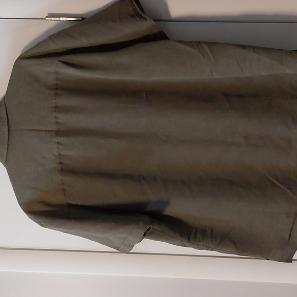 Men's Hawaiian Shirt - Picture 2 of 7